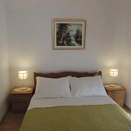 Apartment Dolac *