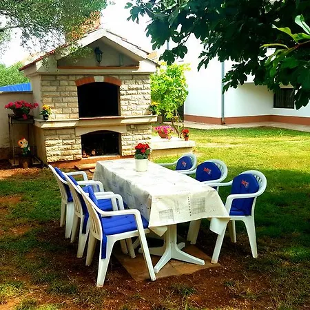 Apartment Dolac *