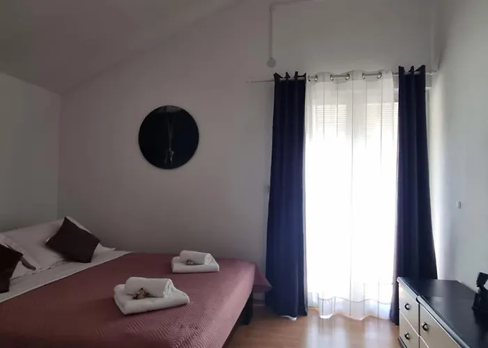 Dolac Daire Sveti Filip i Jakov