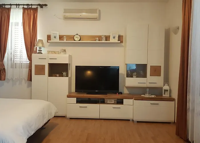 Dolac * Sveti Filip i Jakov